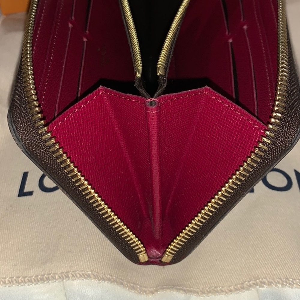 ❌SOLD❌ Louis Vuitton Clemence Wallet - Picture 8 of 12